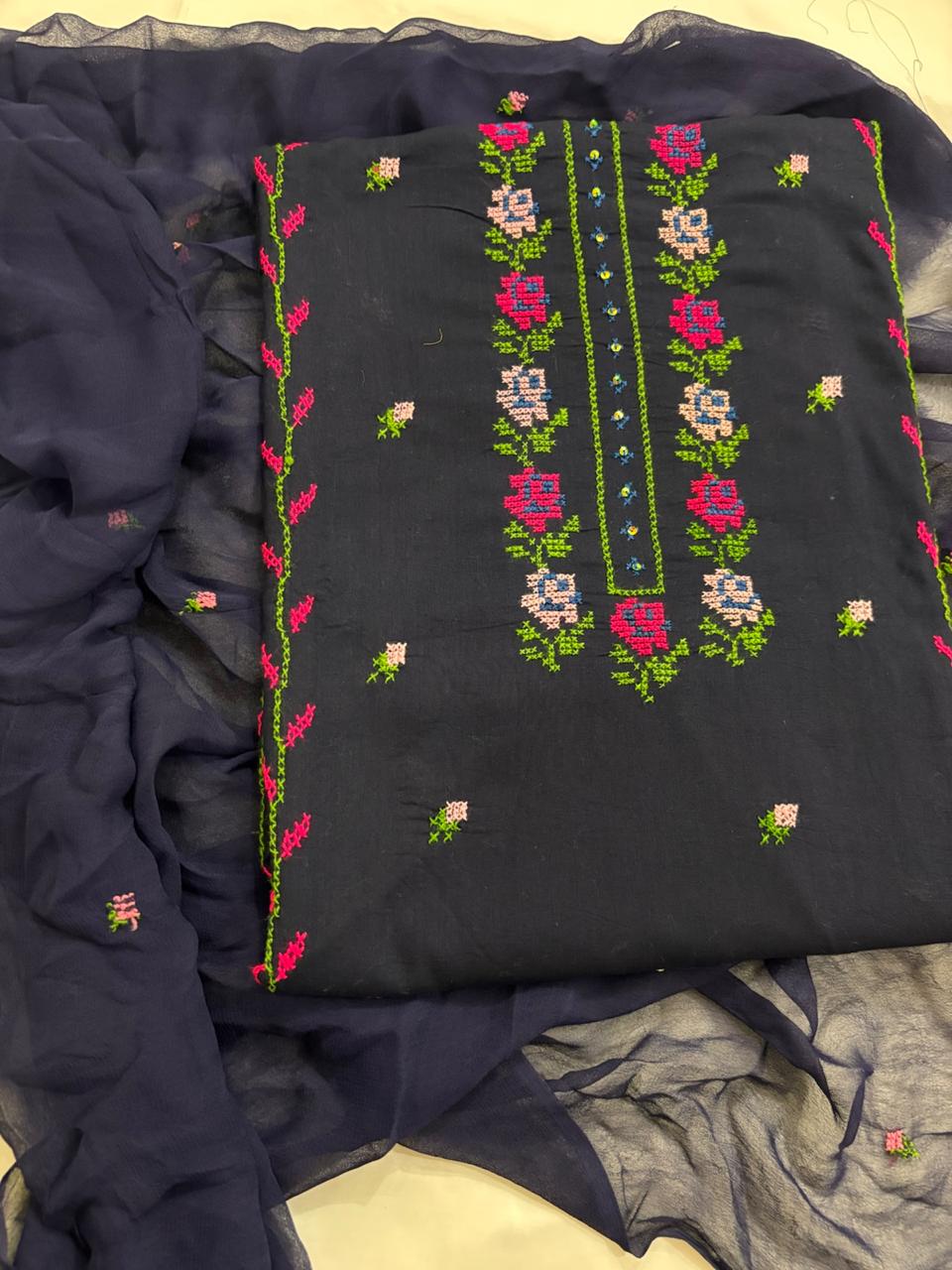 Navy Blue Floral Hand-Embroidered Lawn Suit – 3 Piece | Abrak