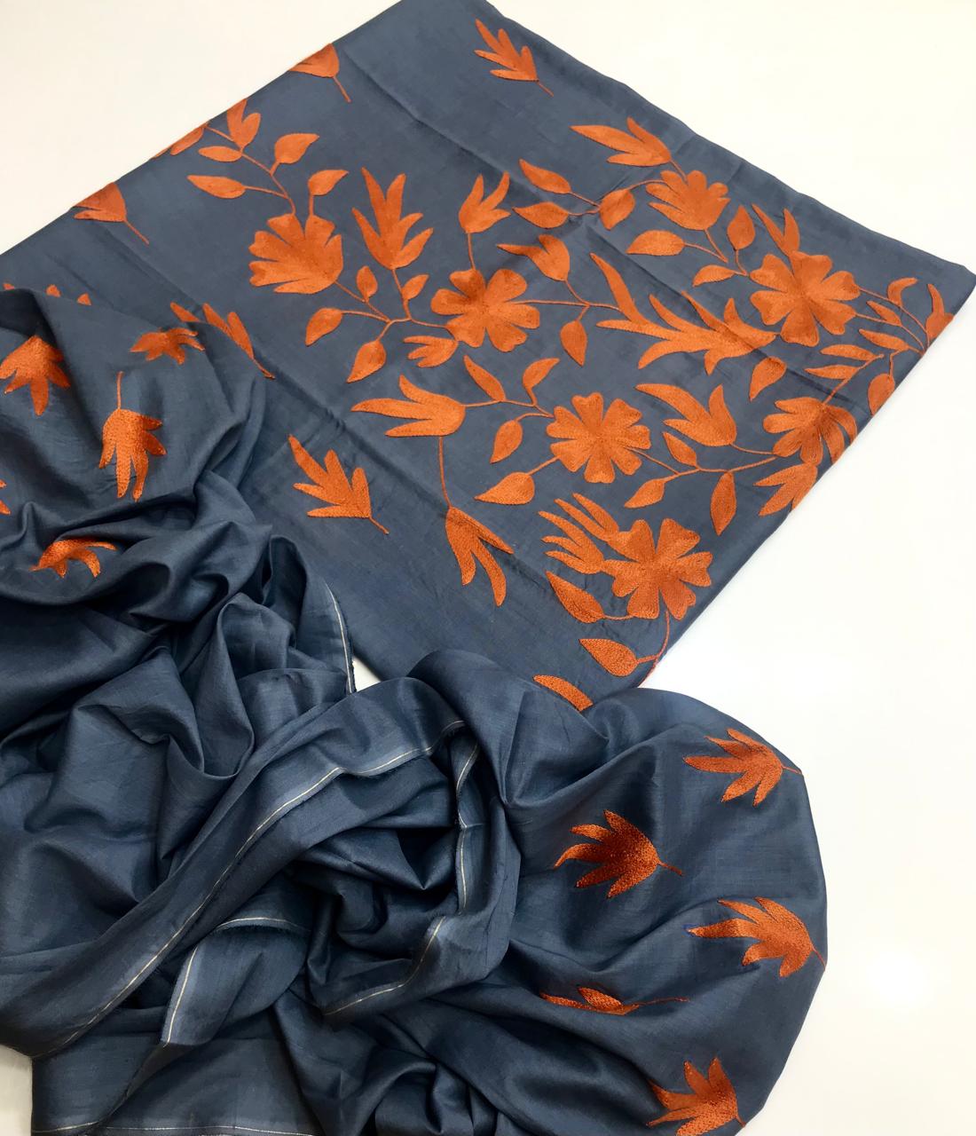 Cream & Plum Embroidered Lawn Suit – 2 Piece | Abrak