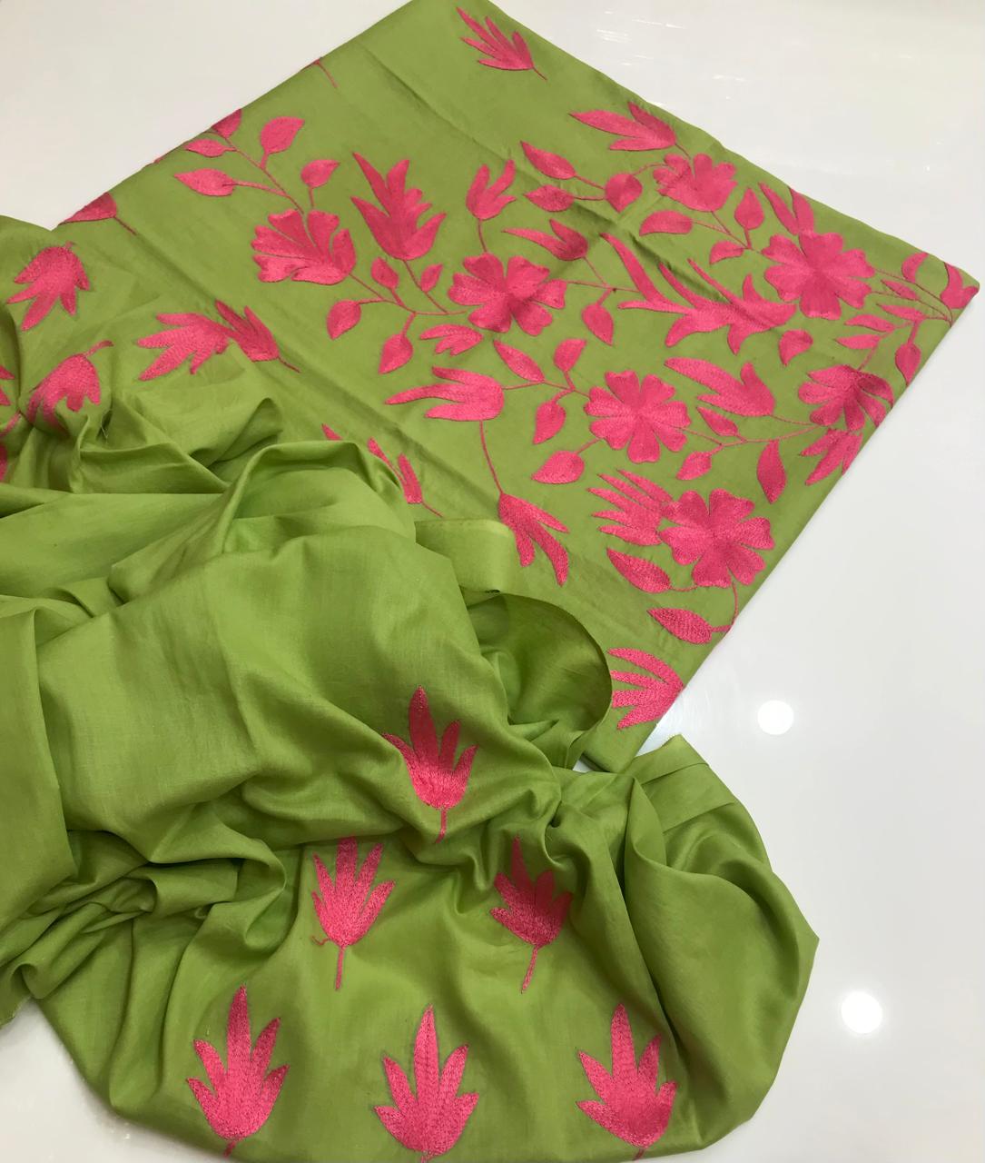 Cream & Plum Embroidered Lawn Suit – 2 Piece | Abrak